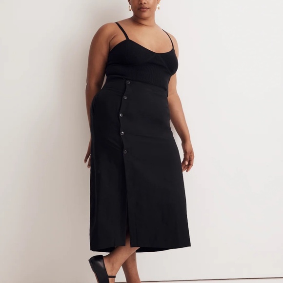 Madewell Linen-Cotton Blend Wrap Midi Skirt in Black - Picture 3 of 9